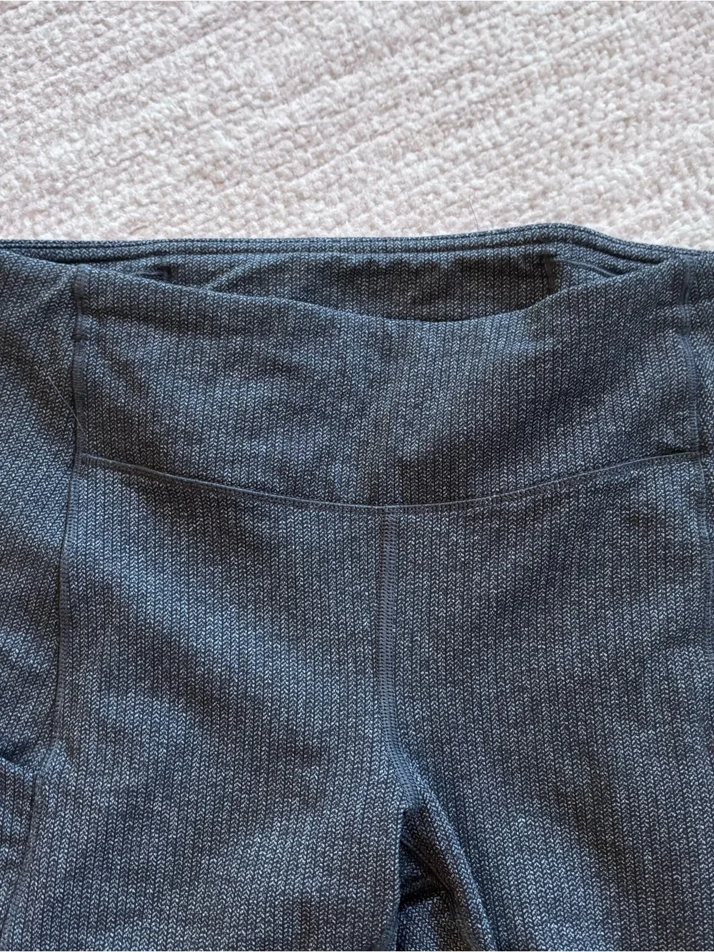 lululemon athletica women's dark gray ribbed leggings size 6